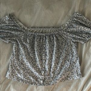 American Eagle Outfitters White and Blue Smocked Puff Sleeve Blouse